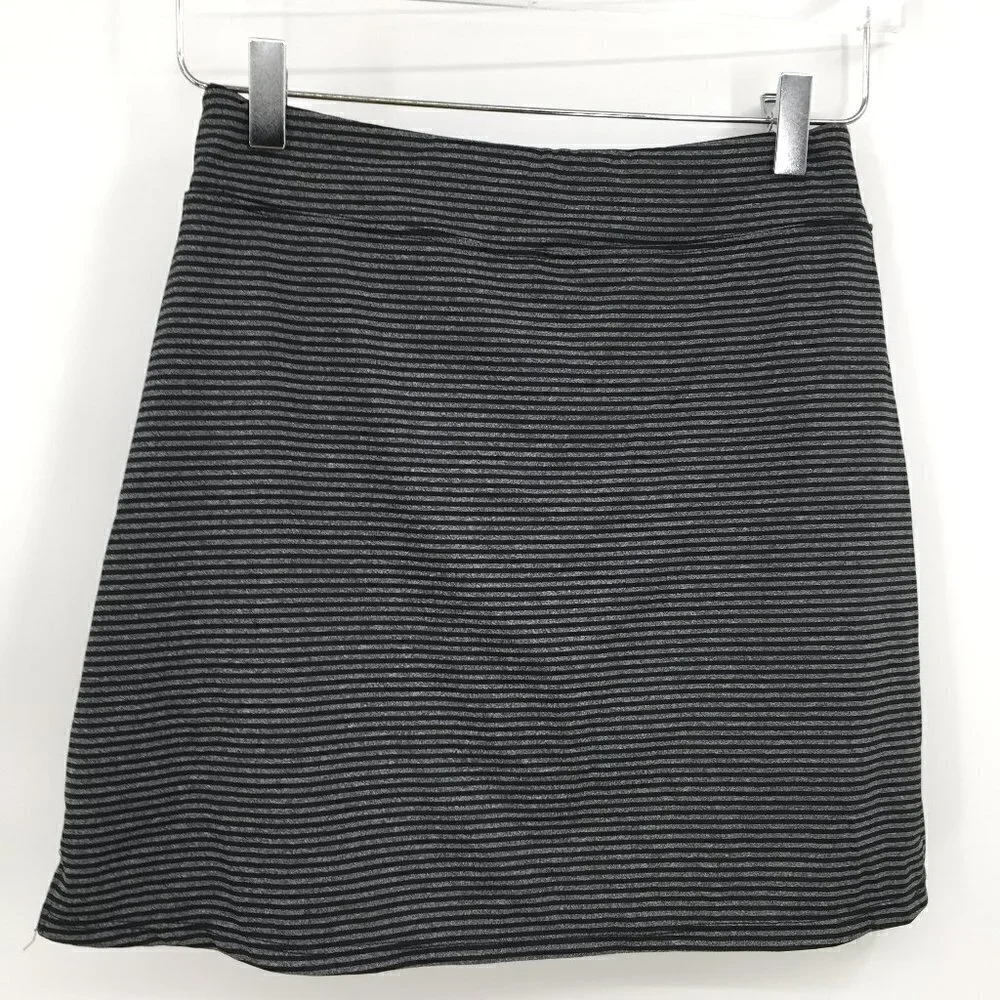 Lola black gray striped skort golf tennis athletic hiking a-line X-Small